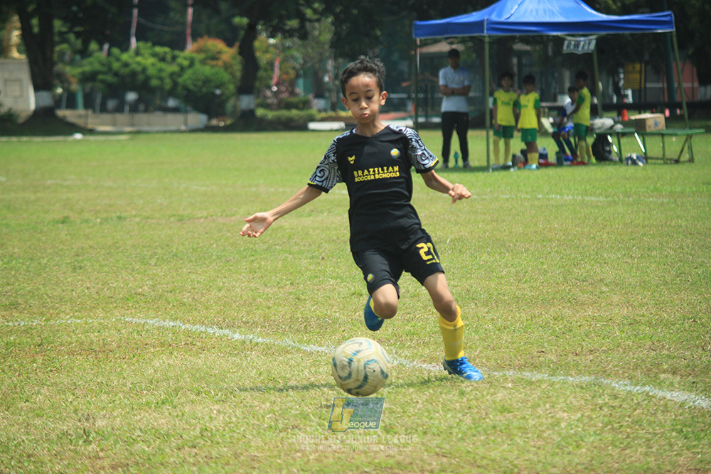 ijlu10 170825 brazillian soccer bintaro vs brazillian soccer lfa