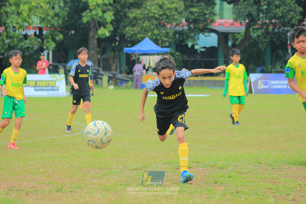 ijlu10 170825 brazillian soccer bintaro vs brazillian soccer lfa