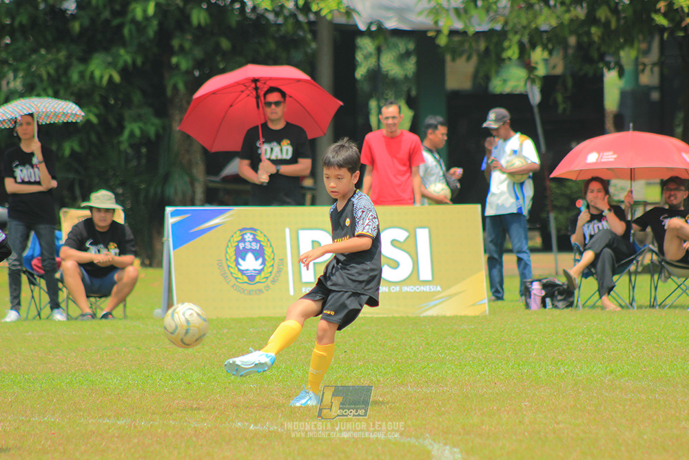 ijlu10 170825 brazillian soccer bintaro vs brazillian soccer lfa