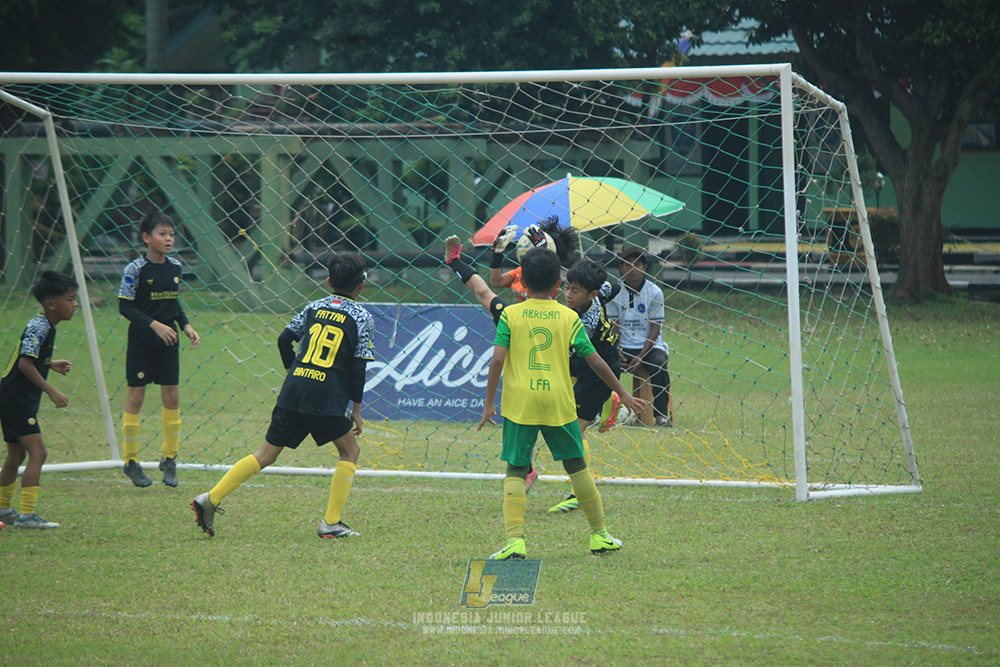 ijlu10 170825 brazillian soccer bintaro vs brazillian soccer lfa