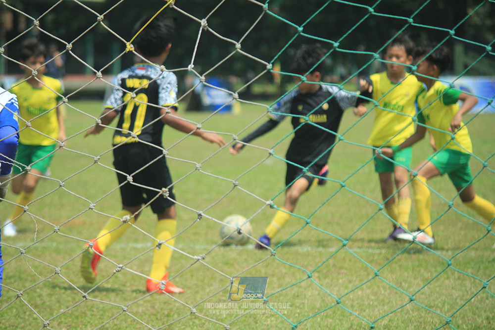 ijlu10 170825 brazillian soccer bintaro vs brazillian soccer lfa