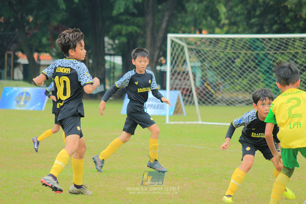 ijlu10 170825 brazillian soccer bintaro vs brazillian soccer lfa
