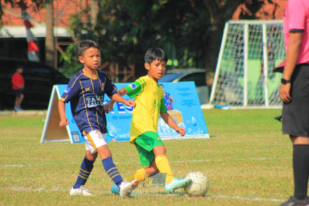 ijlu10 170825 brazillian soccer lfa vs pelita jaya soccer school