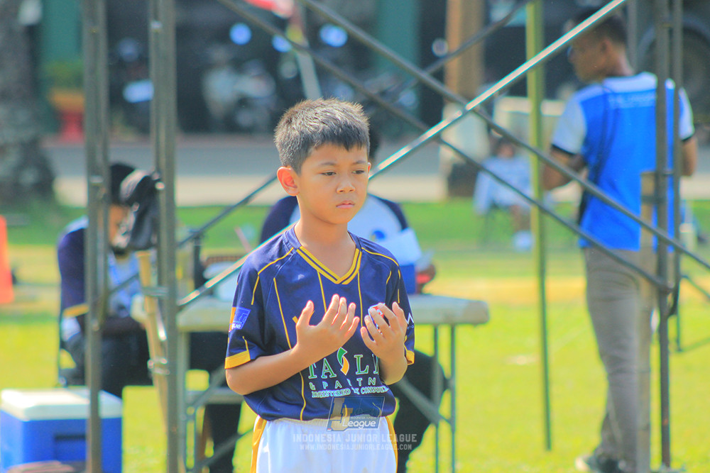 ijlu10 170825 brazillian soccer lfa vs pelita jaya soccer school