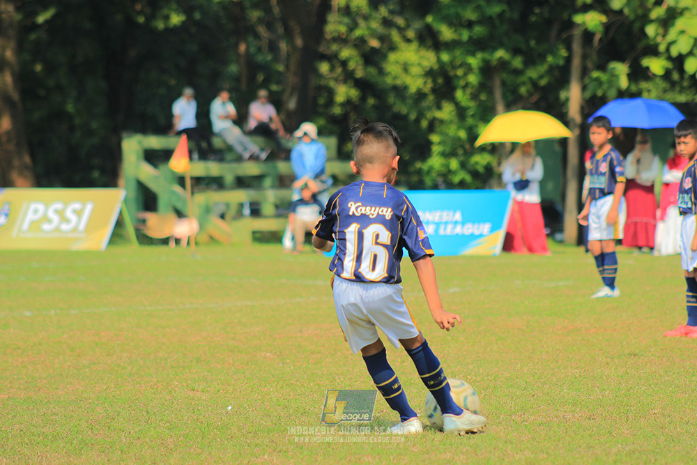 ijlu10 170825 brazillian soccer lfa vs pelita jaya soccer school