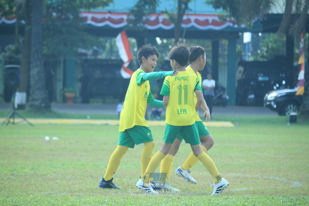 ijlu10 170825 brazillian soccer lfa vs pelita jaya soccer school