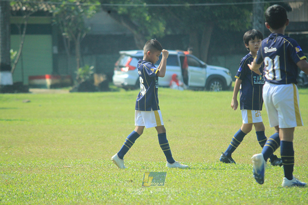 ijlu10 170825 brazillian soccer lfa vs pelita jaya soccer school