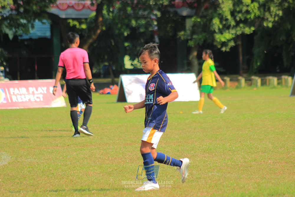 ijlu10 170825 brazillian soccer lfa vs pelita jaya soccer school