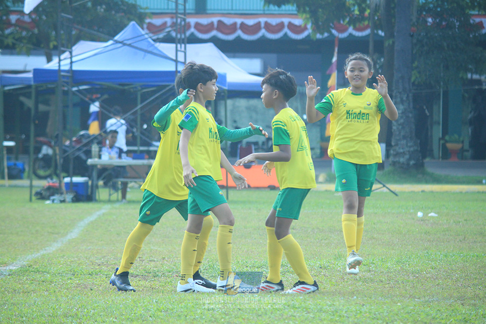ijlu10 170825 brazillian soccer lfa vs pelita jaya soccer school