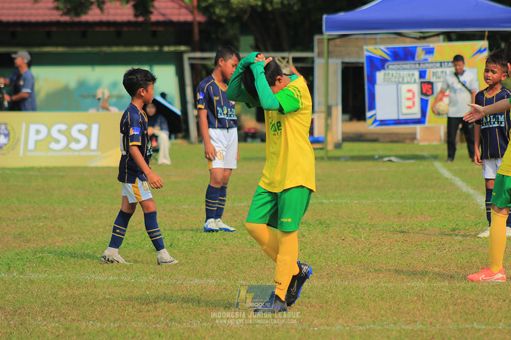 ijlu10 170825 brazillian soccer lfa vs pelita jaya soccer school