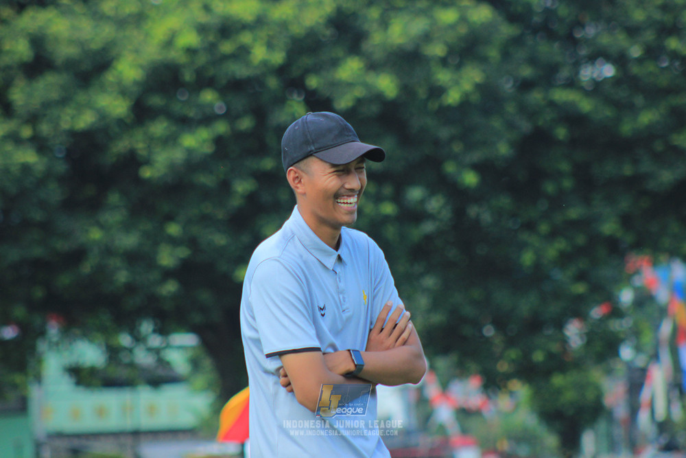 ijlu10 170825 brazillian soccer lfa vs pelita jaya soccer school