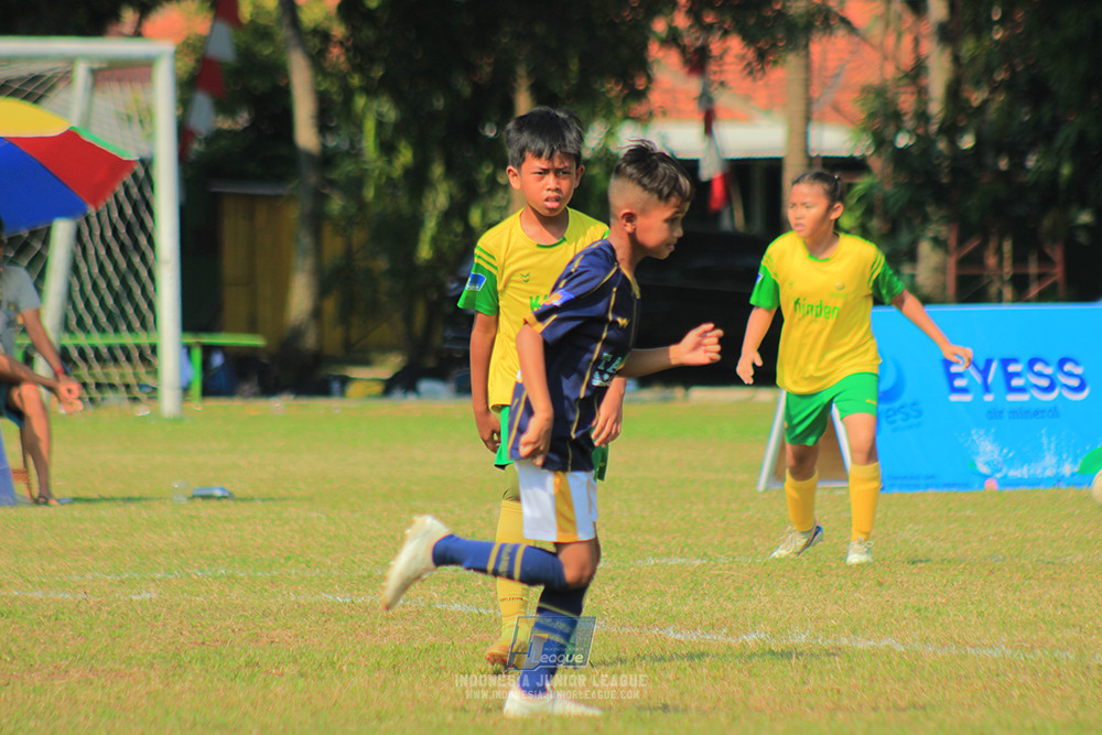 ijlu10 170825 brazillian soccer lfa vs pelita jaya soccer school