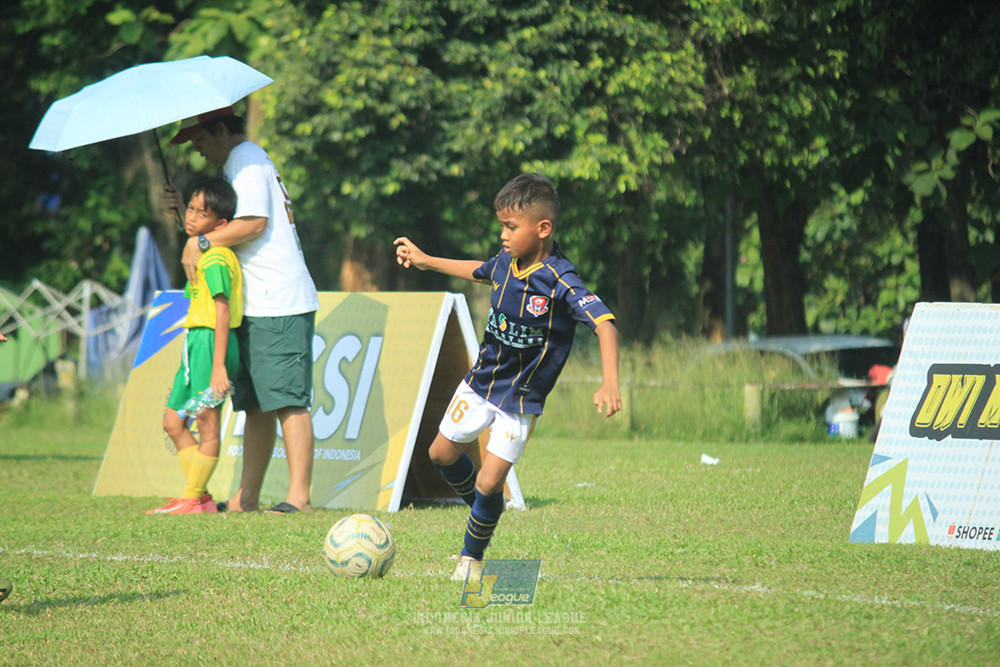 ijlu10 170825 brazillian soccer lfa vs pelita jaya soccer school