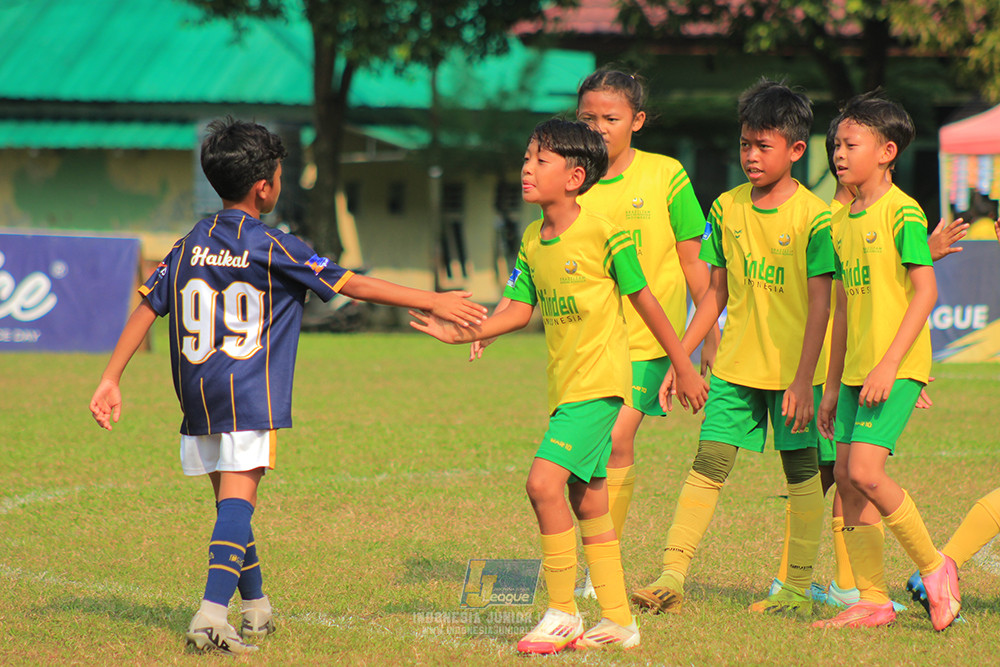 ijlu10 170825 brazillian soccer lfa vs pelita jaya soccer school
