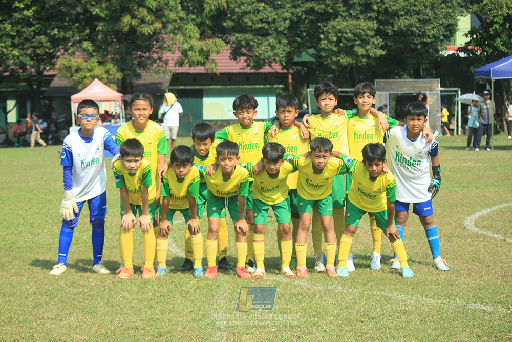 ijlu10 170825 brazillian soccer lfa vs pelita jaya soccer school