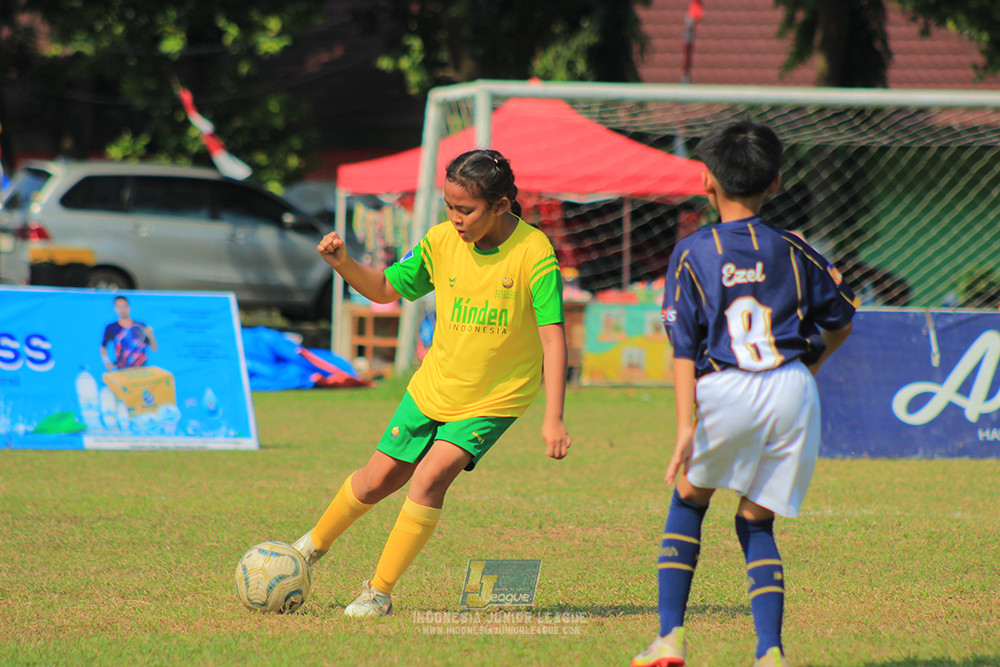 ijlu10 170825 brazillian soccer lfa vs pelita jaya soccer school