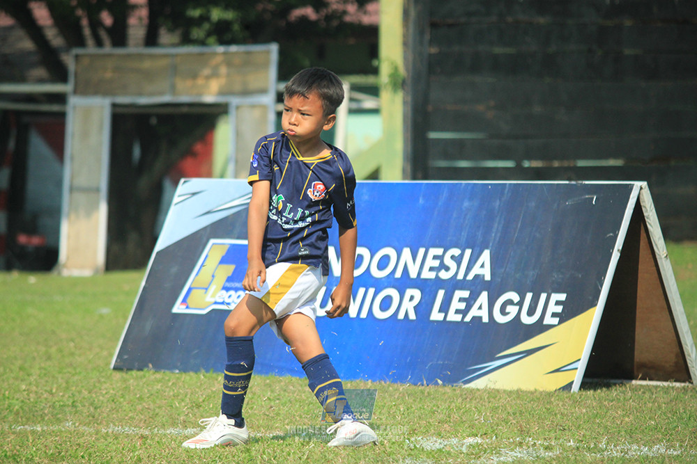ijlu10 170825 brazillian soccer lfa vs pelita jaya soccer school