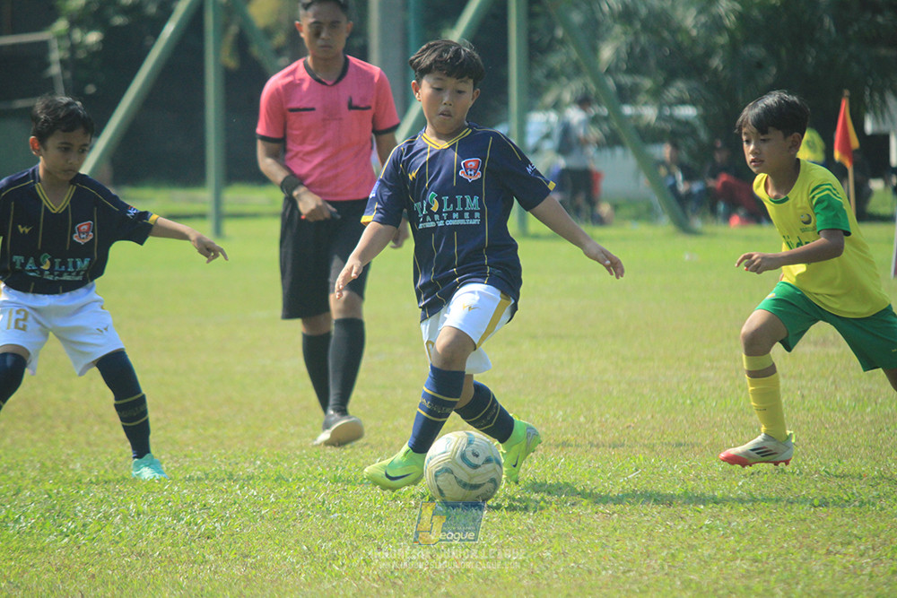 ijlu10 170825 brazillian soccer lfa vs pelita jaya soccer school