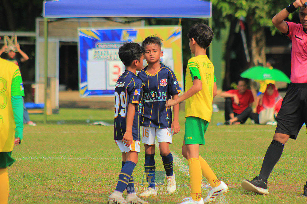ijlu10 170825 brazillian soccer lfa vs pelita jaya soccer school