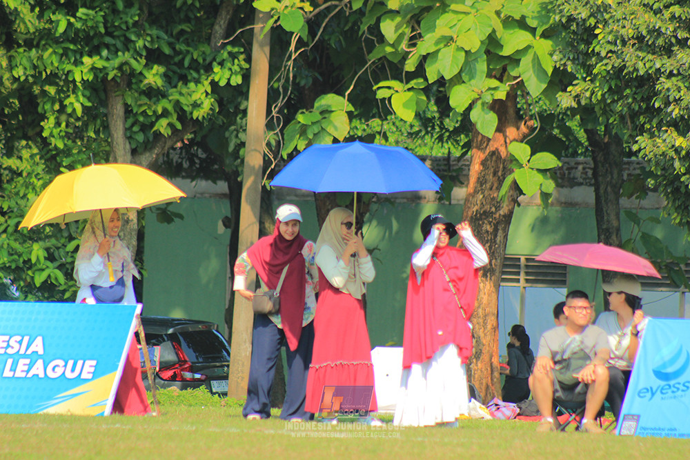 ijlu10 170825 brazillian soccer lfa vs pelita jaya soccer school