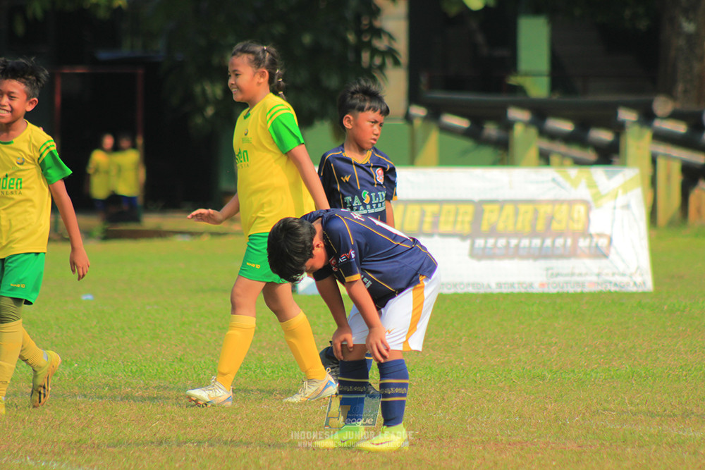 ijlu10 170825 brazillian soccer lfa vs pelita jaya soccer school