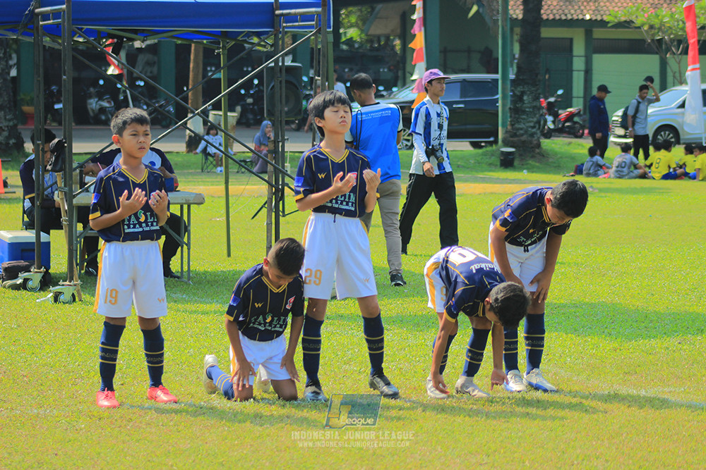 ijlu10 170825 brazillian soccer lfa vs pelita jaya soccer school