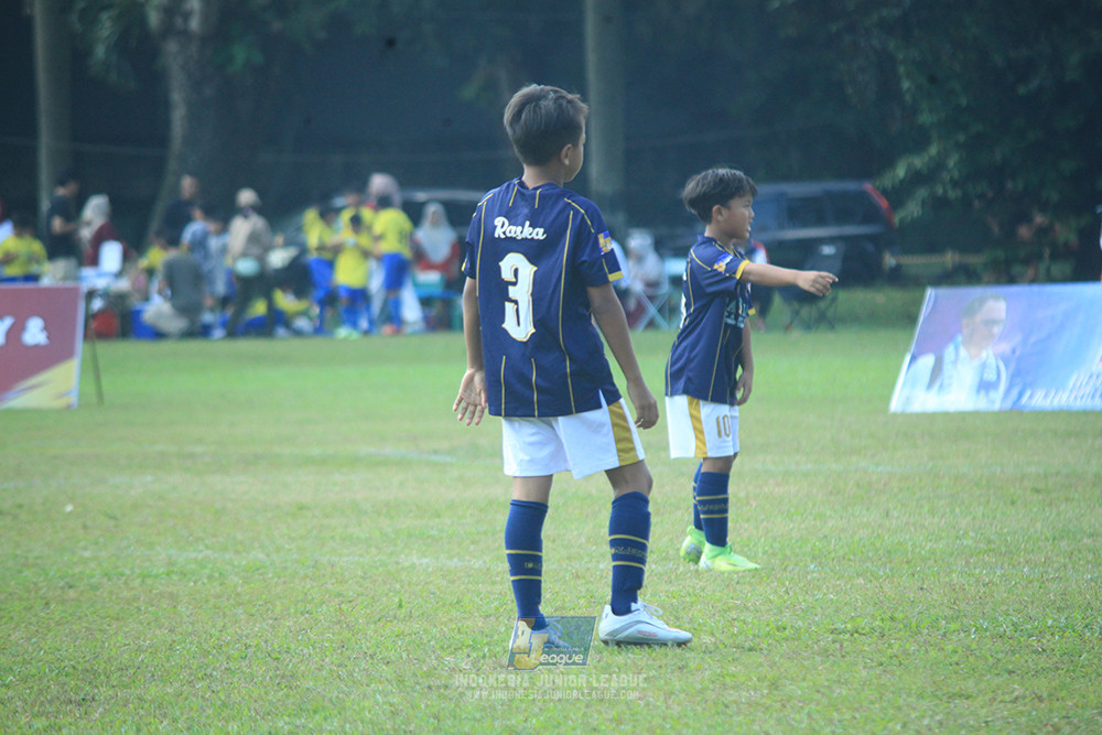 ijlu10 170825 brazillian soccer lfa vs pelita jaya soccer school
