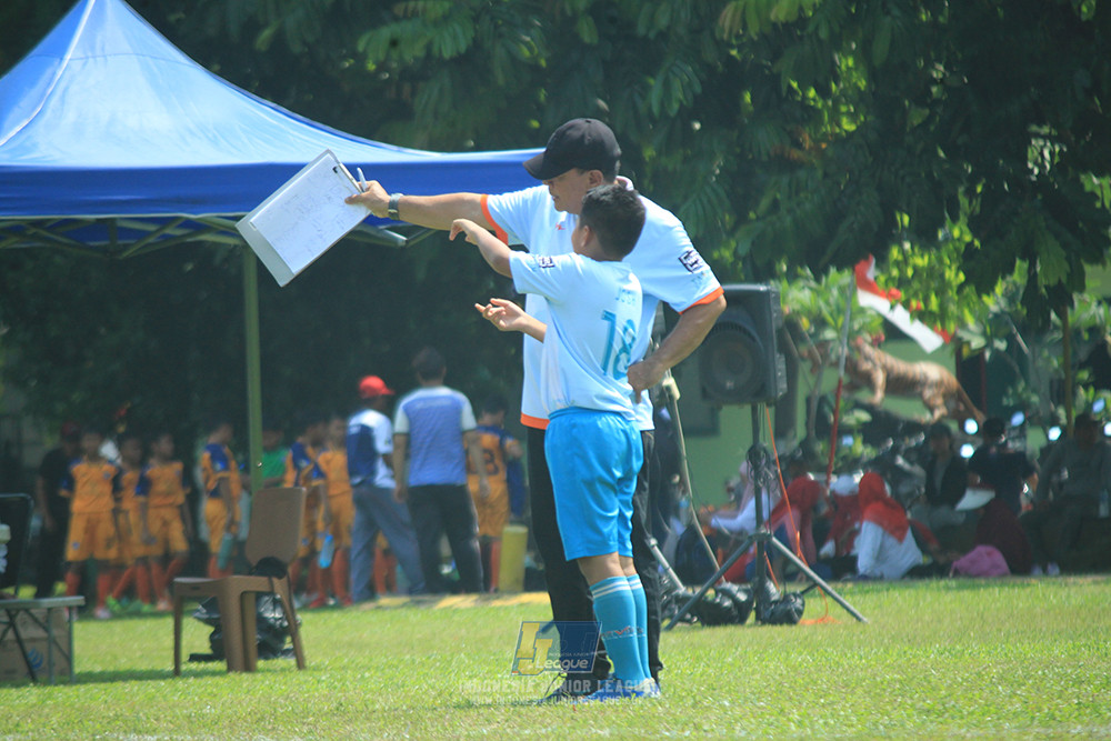 ijlu10 170825 pelita jaya soccer school vs brazillian soccer serpong