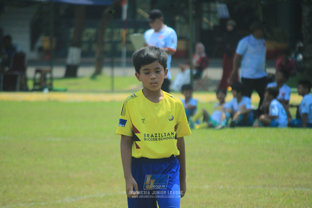 ijlu10 170825 pelita jaya soccer school vs brazillian soccer serpong