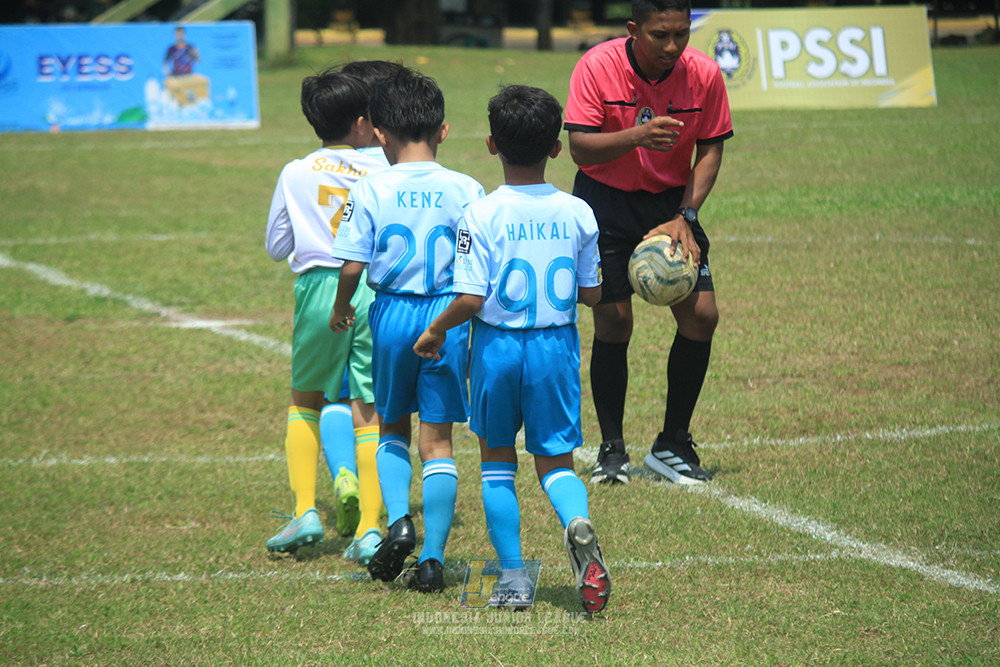 ijlu10 170825 pelita jaya soccer school vs brazillian soccer serpong