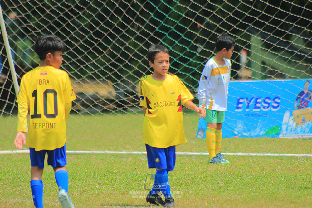 ijlu10 170825 pelita jaya soccer school vs brazillian soccer serpong