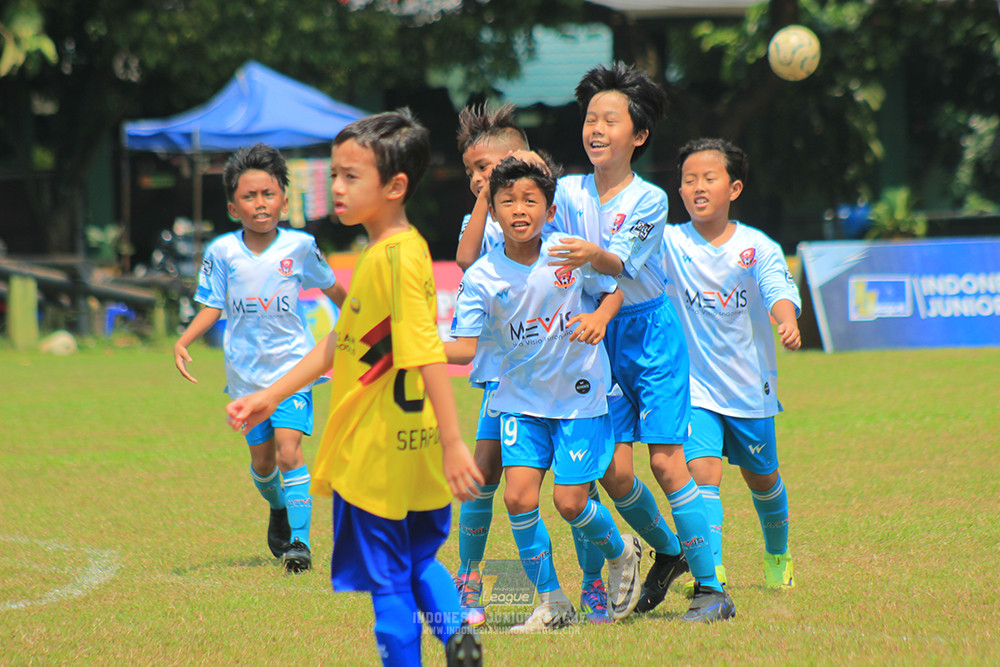 ijlu10 170825 pelita jaya soccer school vs brazillian soccer serpong