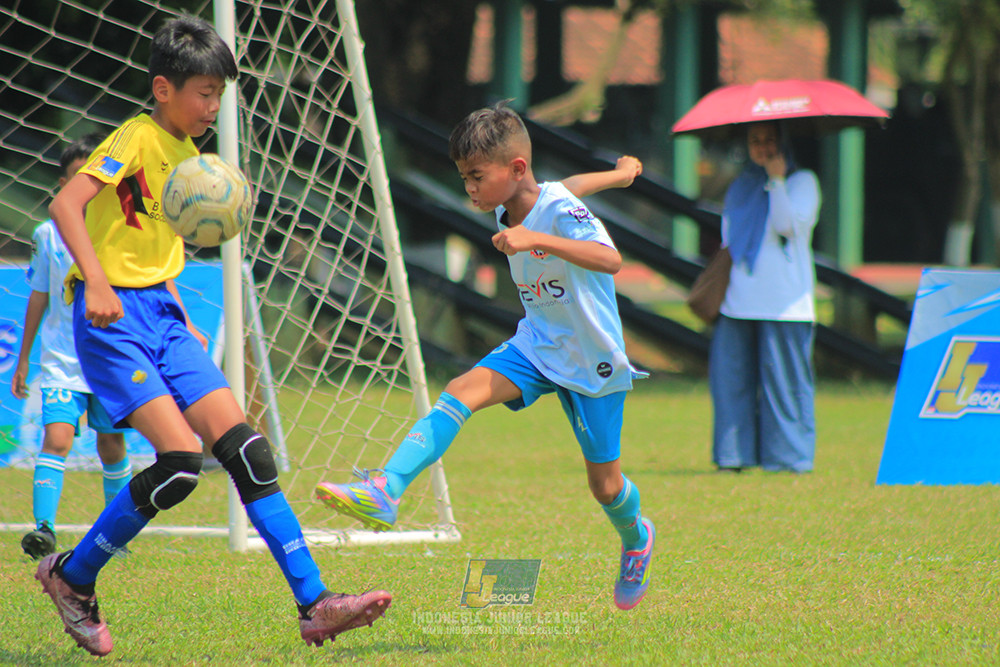 ijlu10 170825 pelita jaya soccer school vs brazillian soccer serpong
