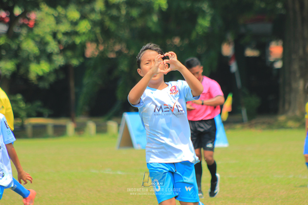 ijlu10 170825 pelita jaya soccer school vs brazillian soccer serpong