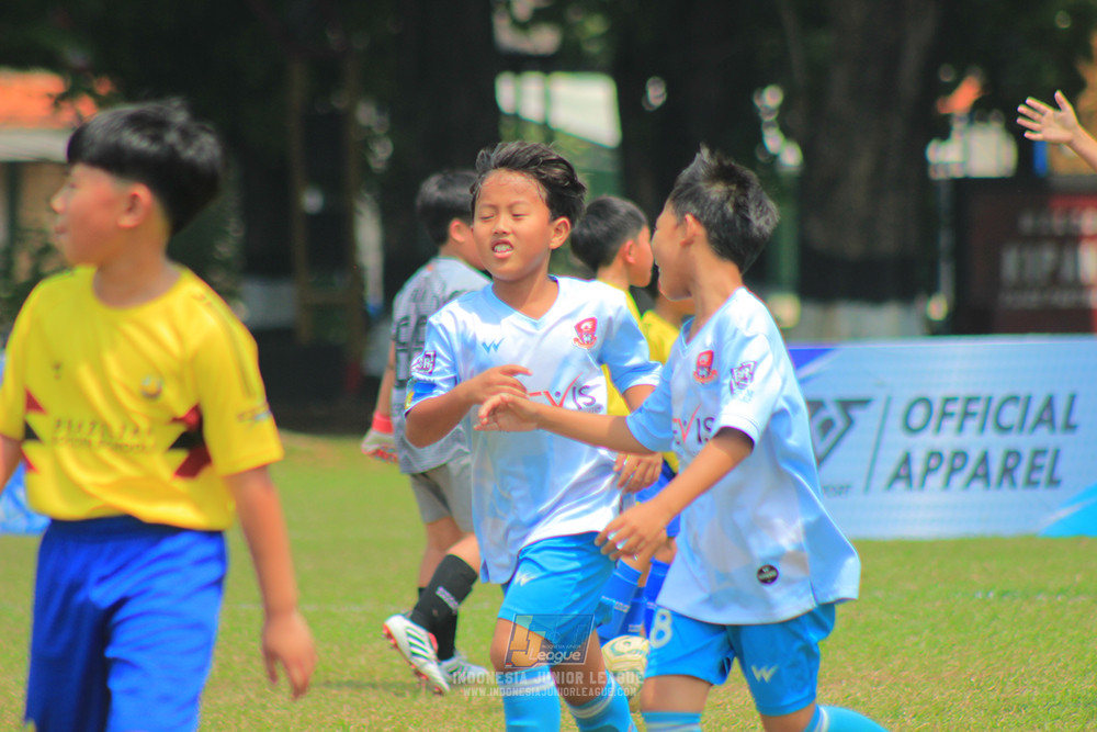 ijlu10 170825 pelita jaya soccer school vs brazillian soccer serpong