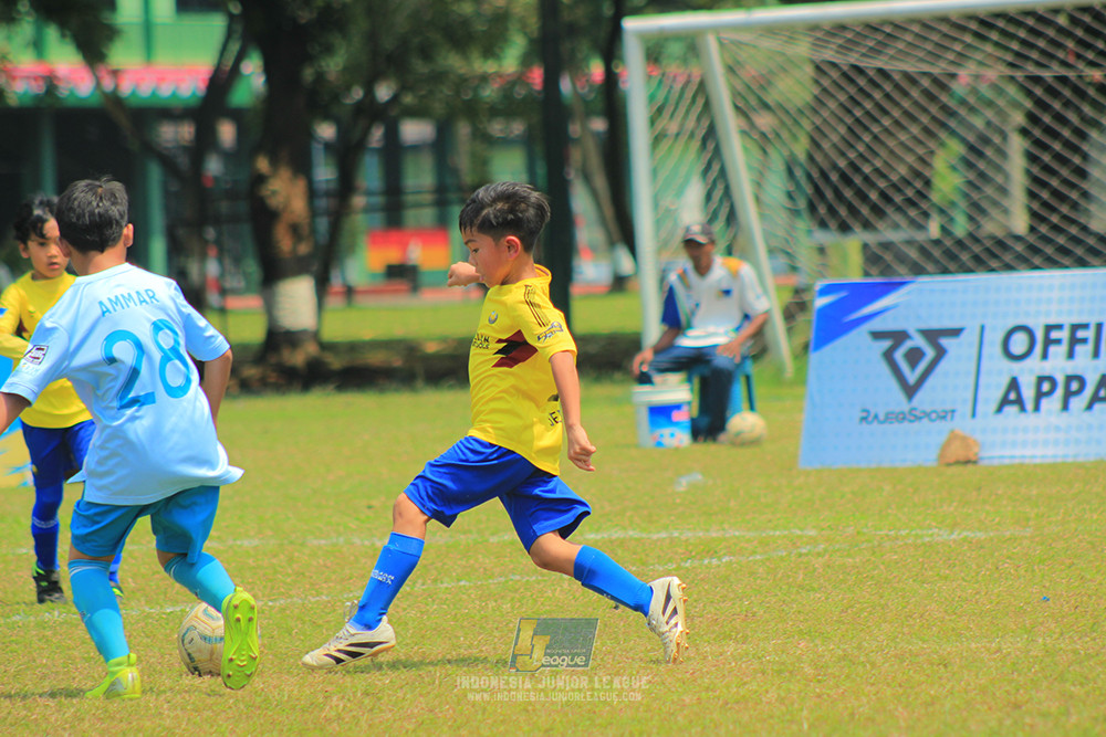 ijlu10 170825 pelita jaya soccer school vs brazillian soccer serpong