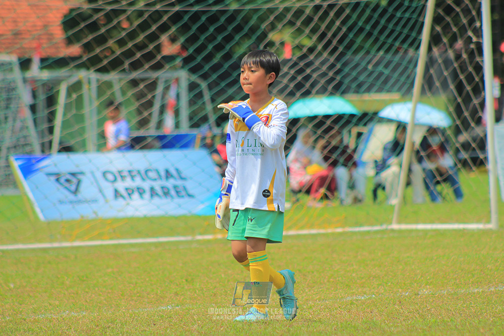 ijlu10 170825 pelita jaya soccer school vs brazillian soccer serpong