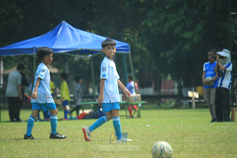 ijlu10 170825 pelita jaya soccer school vs brazillian soccer serpong
