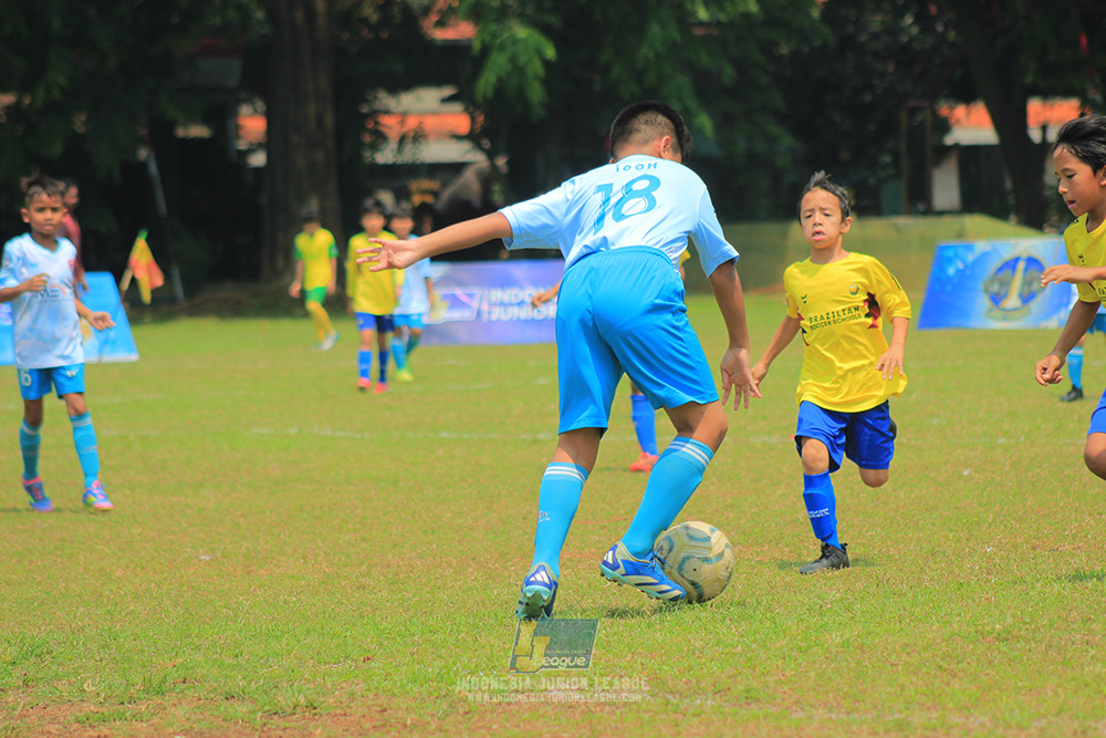 ijlu10 170825 pelita jaya soccer school vs brazillian soccer serpong