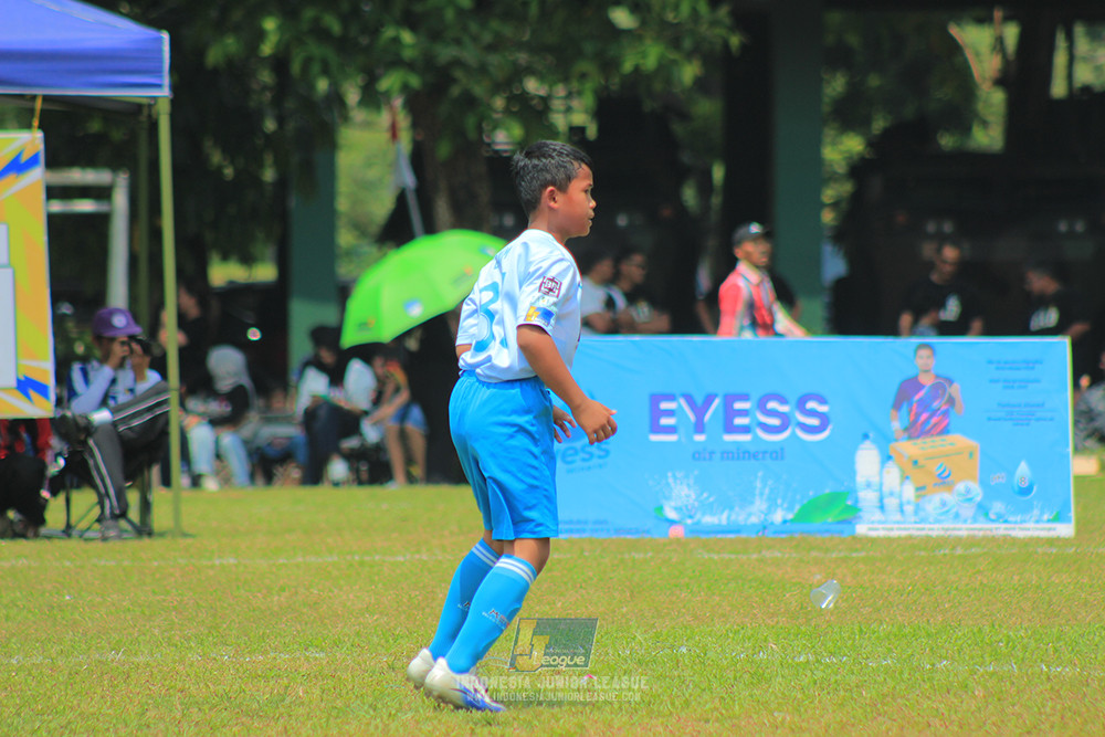 ijlu10 170825 pelita jaya soccer school vs brazillian soccer serpong
