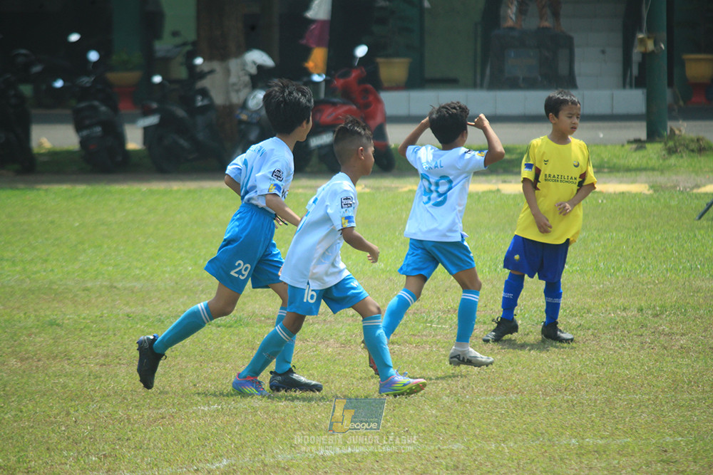 ijlu10 170825 pelita jaya soccer school vs brazillian soccer serpong