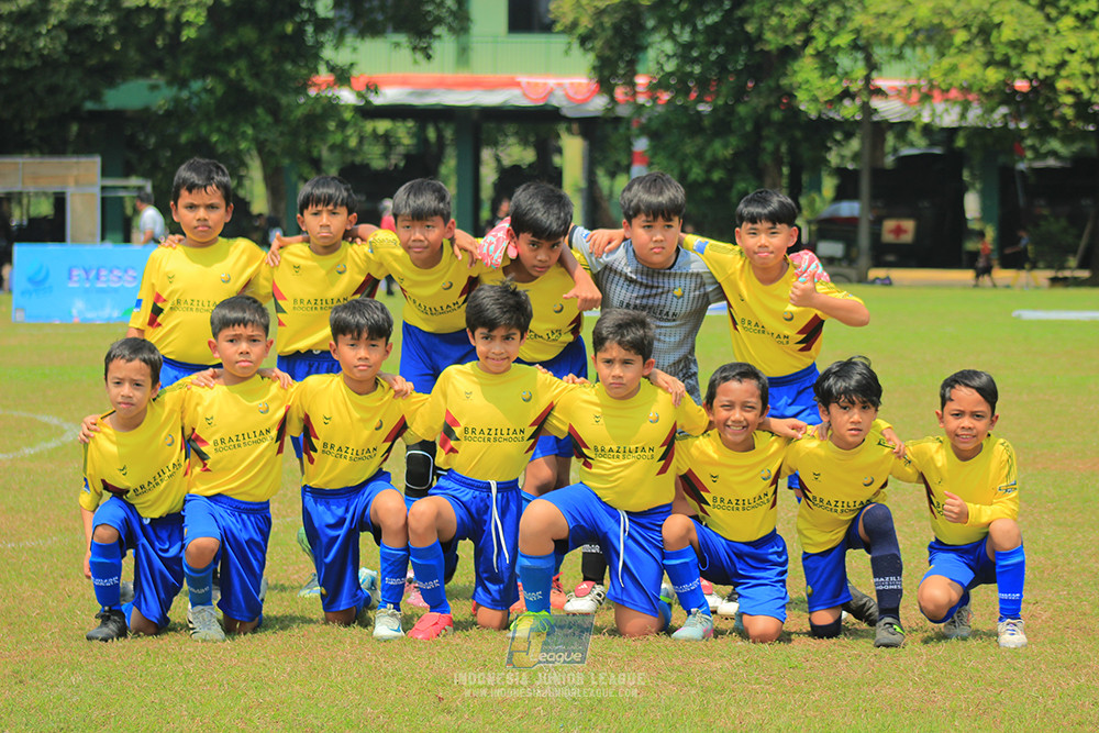 ijlu10 170825 pelita jaya soccer school vs brazillian soccer serpong