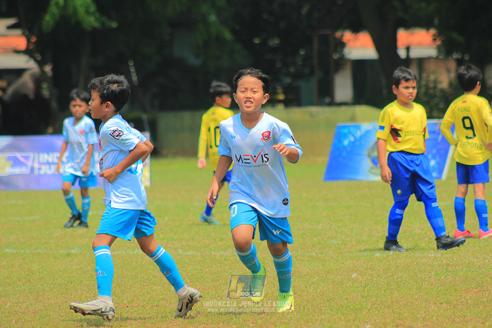 ijlu10 170825 pelita jaya soccer school vs brazillian soccer serpong