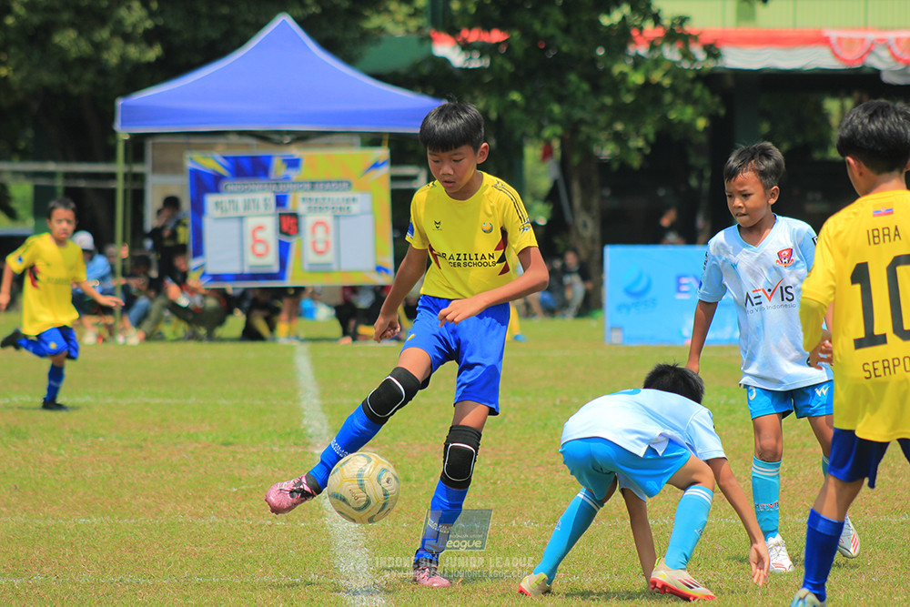 ijlu10 170825 pelita jaya soccer school vs brazillian soccer serpong