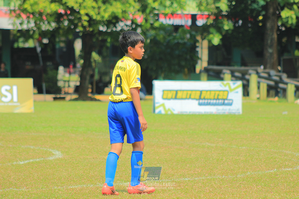 ijlu10 170825 pelita jaya soccer school vs brazillian soccer serpong