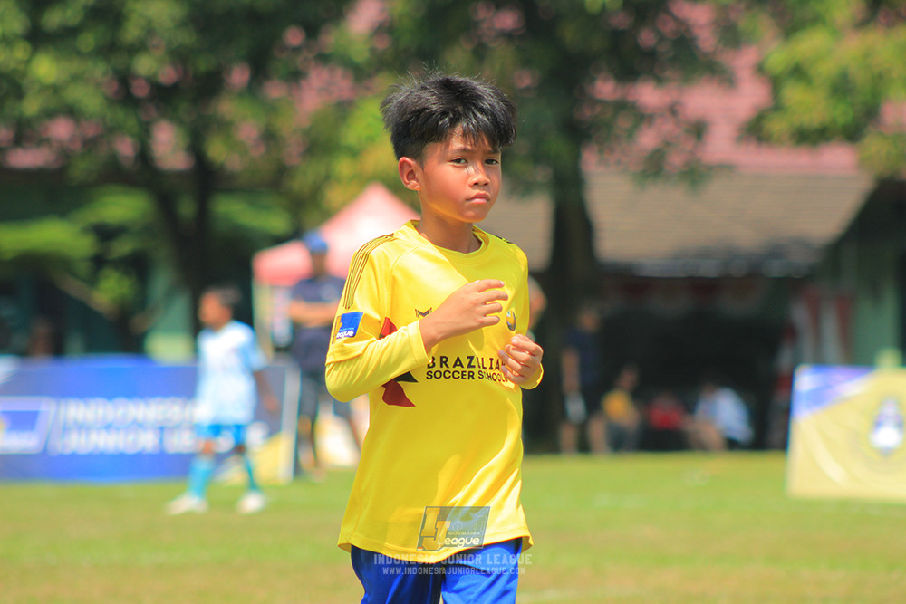 ijlu10 170825 pelita jaya soccer school vs brazillian soccer serpong