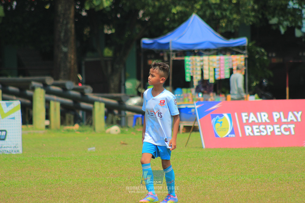 ijlu10 170825 pelita jaya soccer school vs brazillian soccer serpong