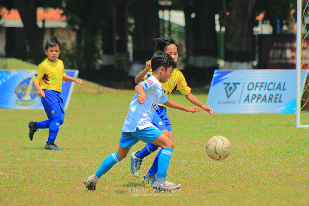 ijlu10 170825 pelita jaya soccer school vs brazillian soccer serpong
