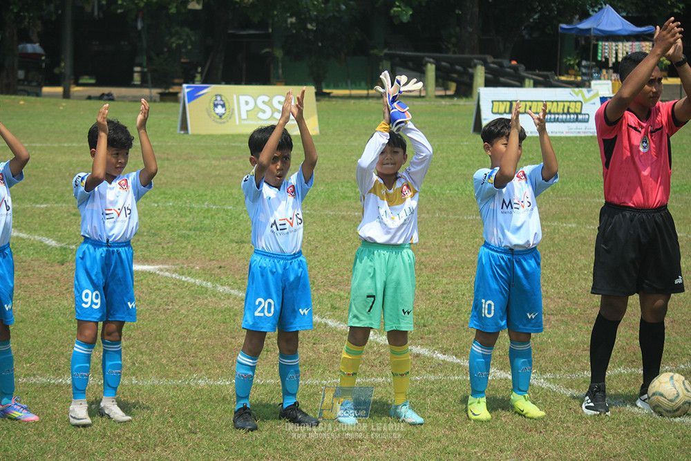 ijlu10 170825 pelita jaya soccer school vs brazillian soccer serpong
