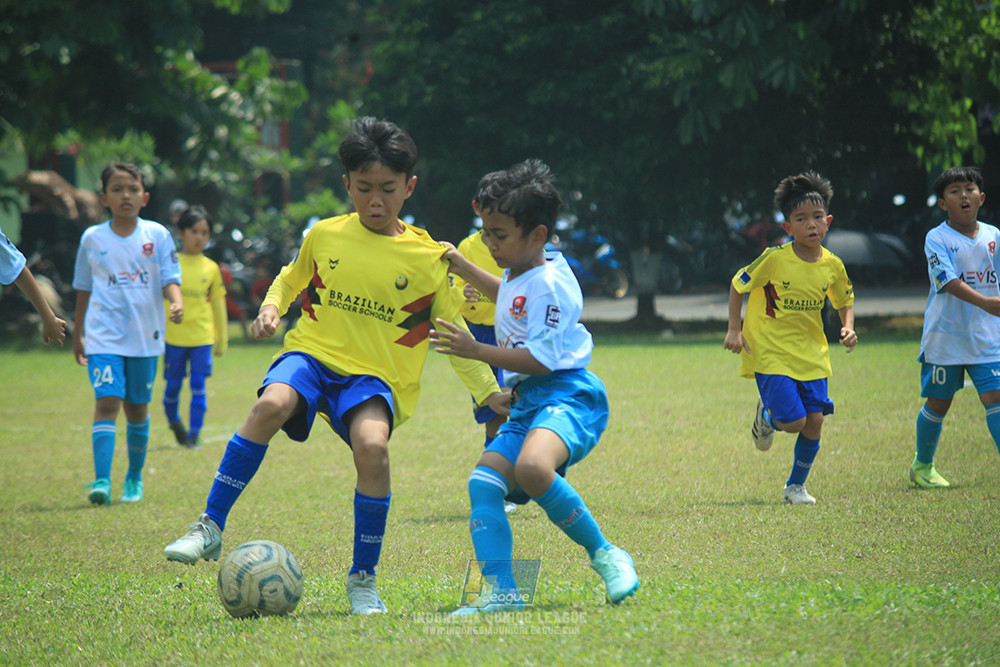 ijlu10 170825 pelita jaya soccer school vs brazillian soccer serpong